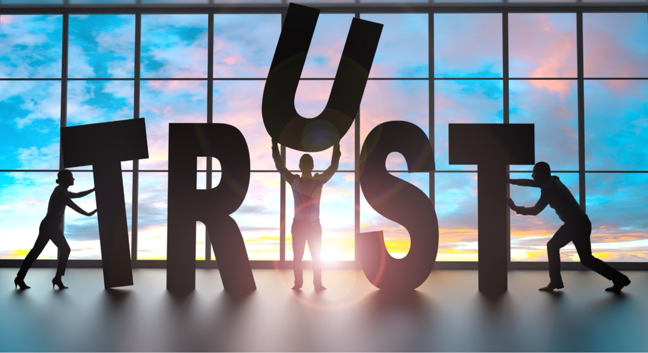 How Founders Can Use Podcasts to Build Trust Before the First Sales Call
